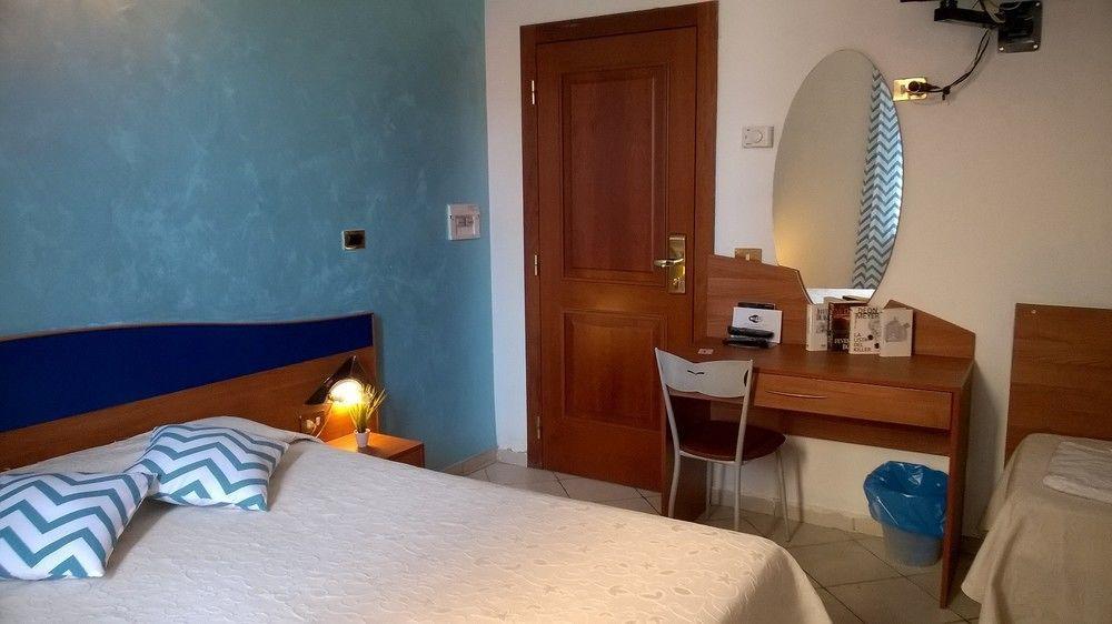 Hotel La Villetta Fiumicino Eksteriør bilde